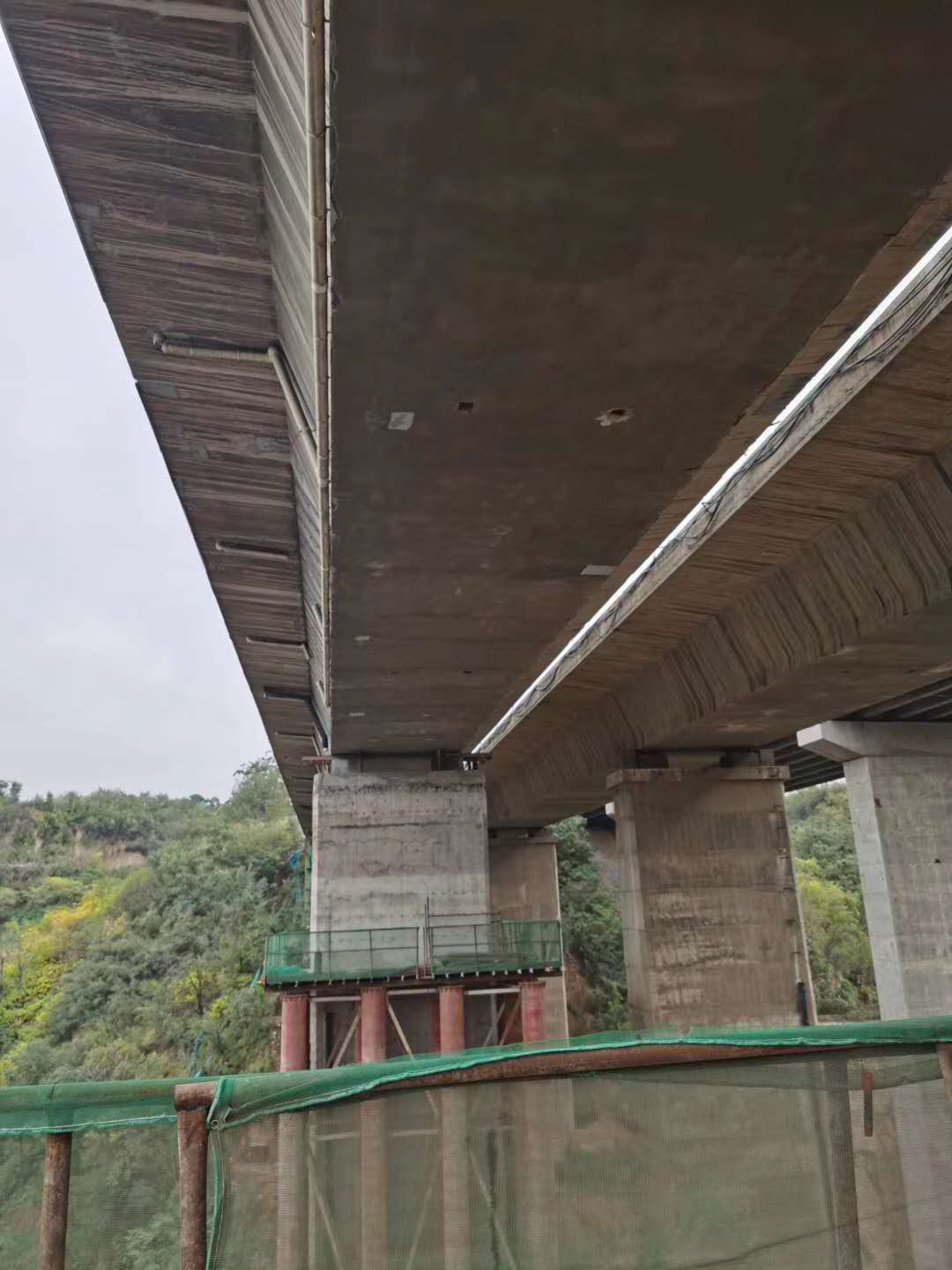 雄县桥梁加固前制定可行设计方案图并用对施工方法
